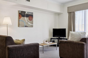 Urban Apt in the Heart of Northbridge